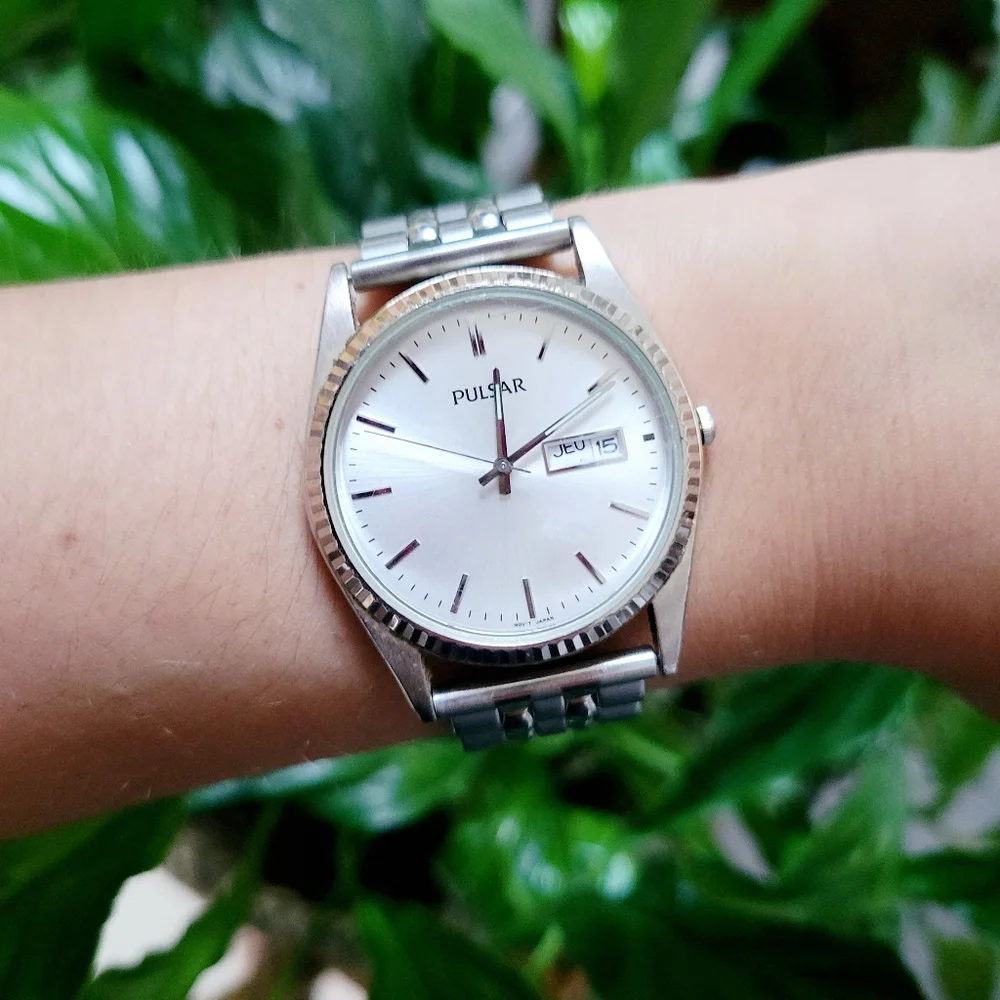 Classic Pulsar Silver Calendar Watch